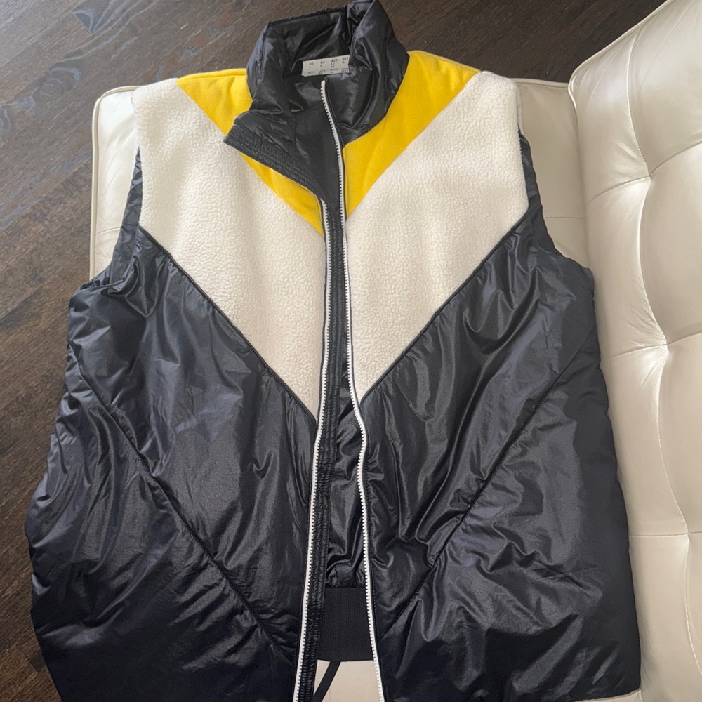STAUD Black Puffer Vest. Great condition.